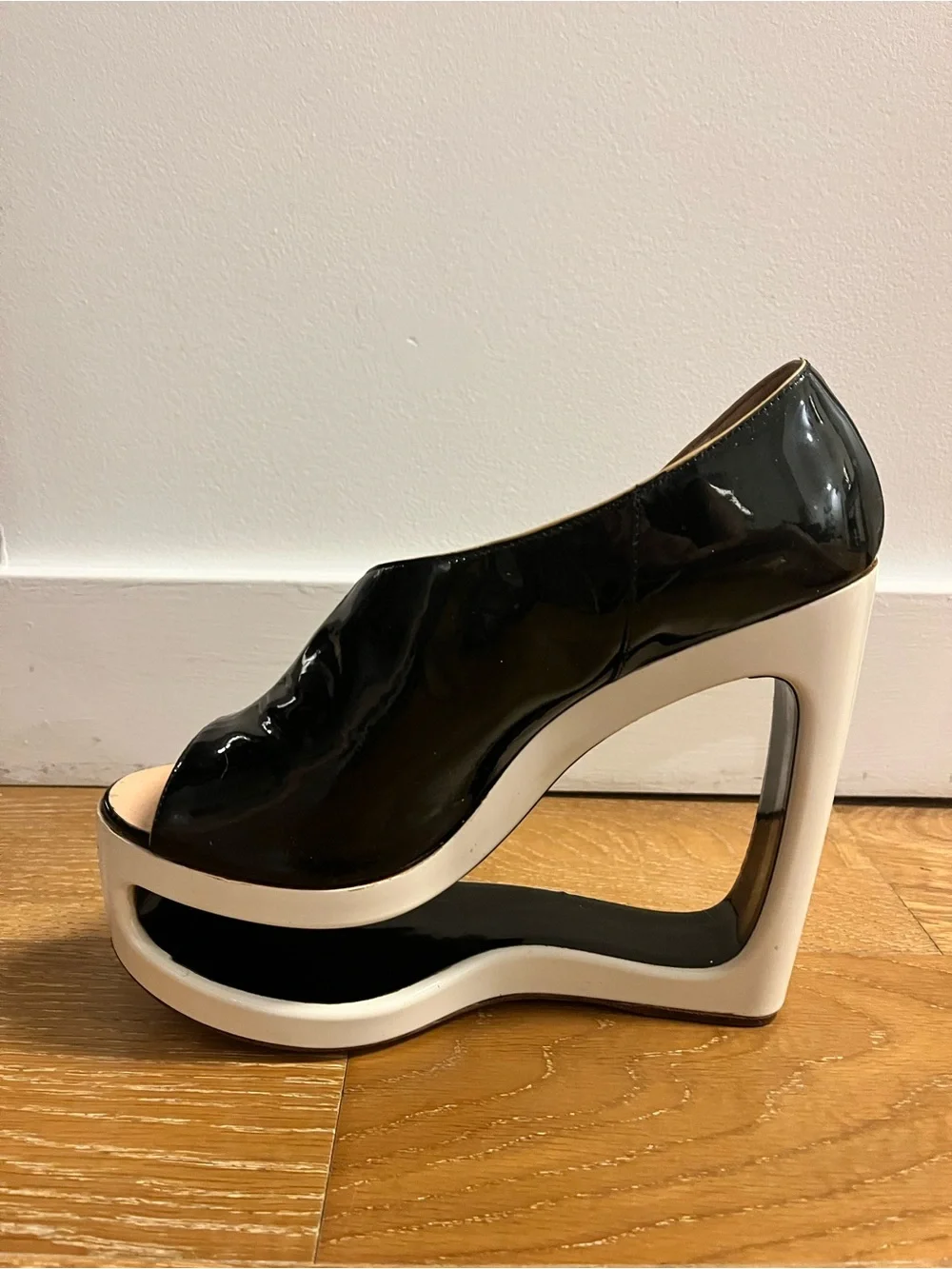 Giuseppe Zanotti sculptural high